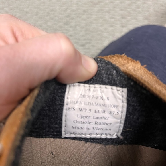 Women’s Olukai shoes - Picture 2 of 6